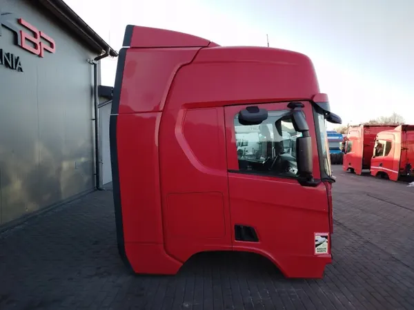 Cabine Scania R NTG OEM 20CR - État Utilisé image 3