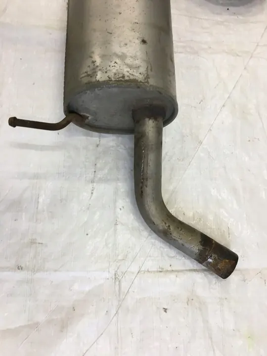 Silencieux central VW Golf 5 Plus 2003-2010 image 2