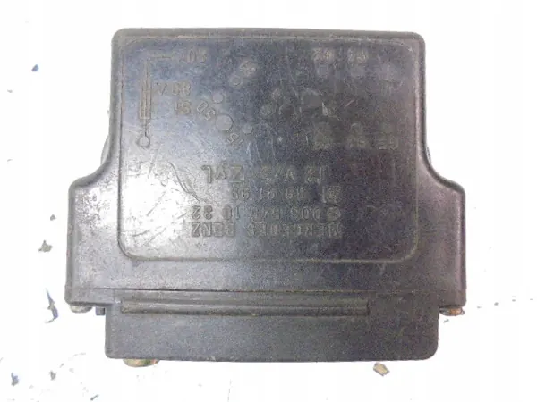 Relais de bougie Mercedes OEM 0035451032 - Occasion image 2