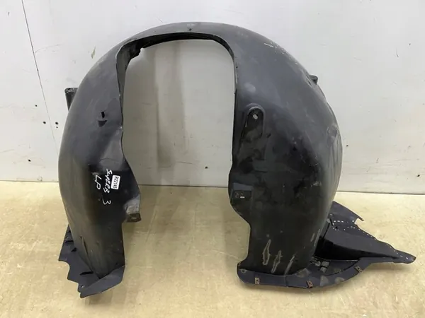 Front Left Wheel Arch Skoda Superb 3 OEM 3V0809957 image 7