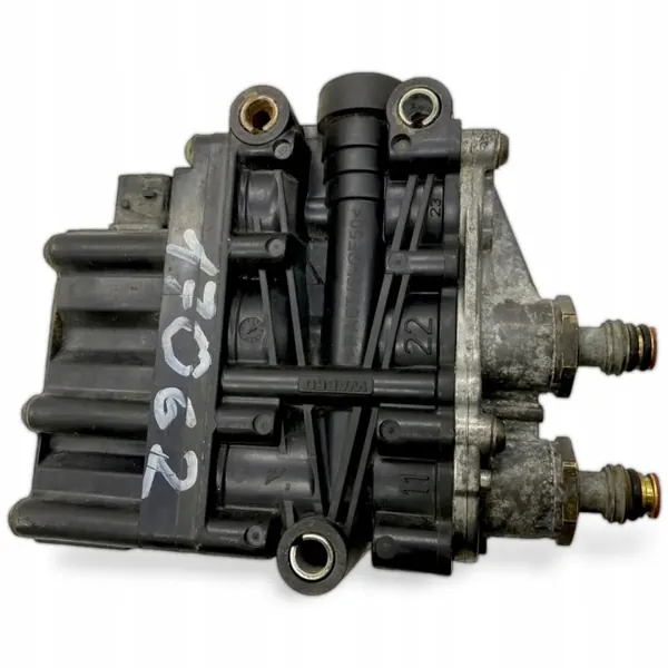 Válvula ECAS Scania OEM 4728900500 - Usado image 3
