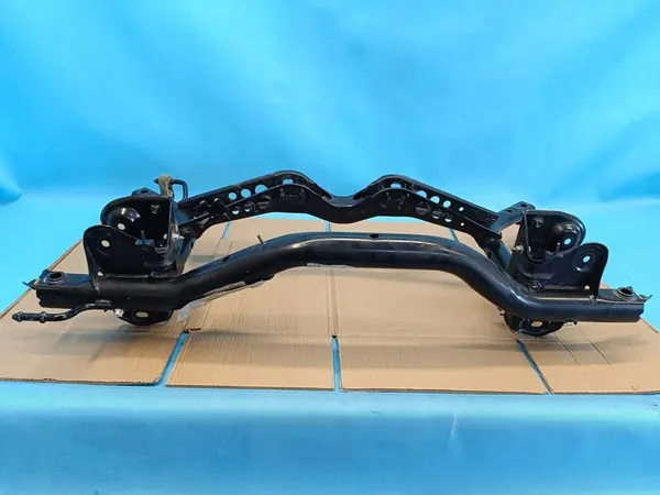 VW GOLF 8 VARIANT LIFT 1.5 TSI 2024 SUPPORTO POSTERIORE 5Q0505315H image 9