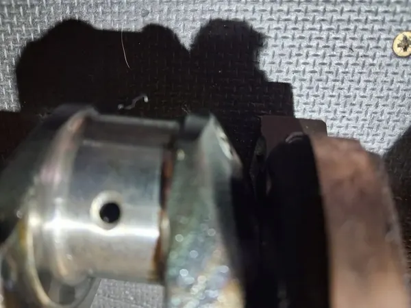 Begagnad Kubota Z402 vevaxel - OEM del image 3