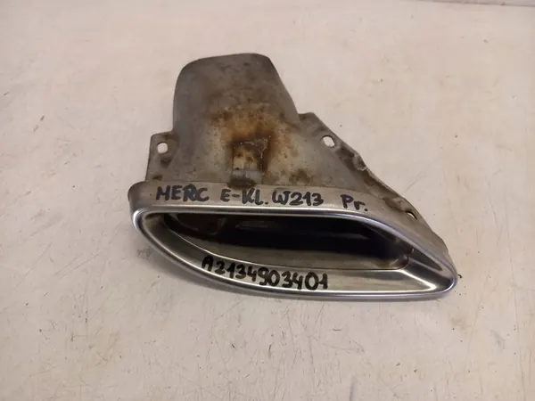 Punta de escape derecha Mercedes W213 OEM A2134903401 image 2