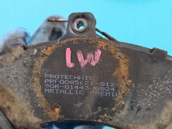 Discos e pastilhas de freio dianteiro Mitsubishi Colt Z30 VI 1.3 16V image 6