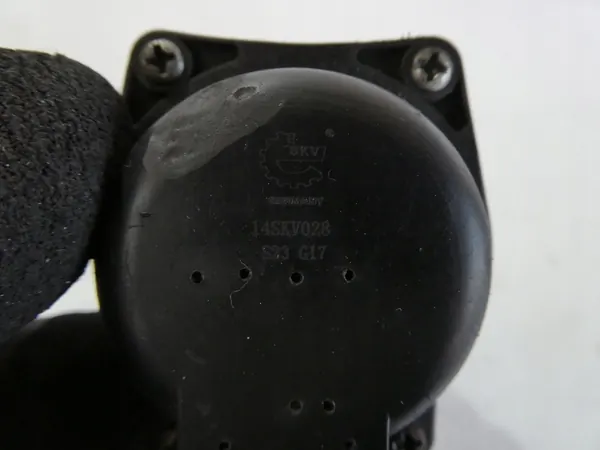 EGR-venttiili Peugeot 207 Citroen C4 1.6HDI 14SKV028 image 4