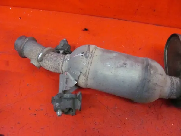 OEM 9833937880 Gebrauchter Katalysator für Transporter image 5
