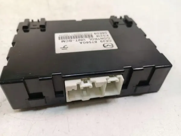 Mazda 5 Mukavuusmoduuli OEM CE2967560A - Käytetty image 3