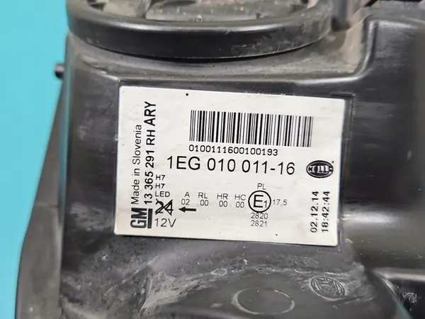 Oikea Ajovalo Opel Astra IV J Eurooppa image 9