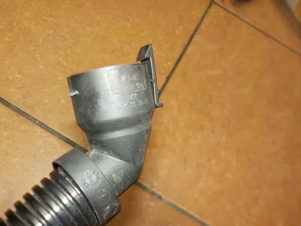 Luftrohr 8587573 BMW 5 G30 G31 2.0d B47 image 3