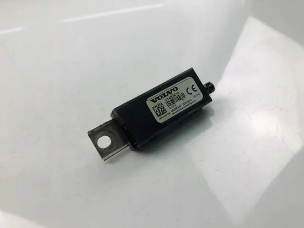 Amplificador antena Volvo XC40 OEM 31483418 - Usado image 2