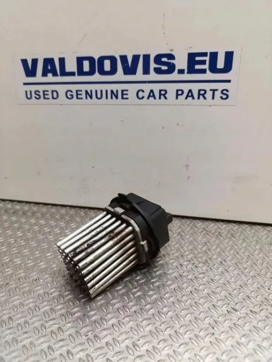 Verwarmingsventilatorrelais OEM G4532002 Mercedes-Benz image 2
