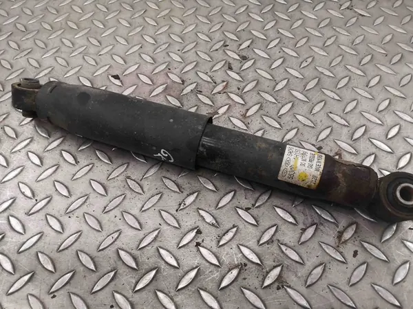 Ammortizzatore posteriore sinistro Hyundai H-1 2012 OEM 553004H150 image 4