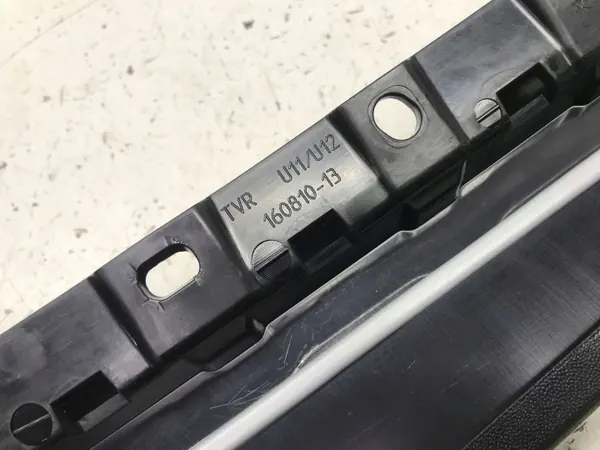 BMW X1 U11/iX1 U12 2023 Moldura Porta Dianteira Direita OEM 9451596 image 6