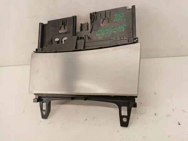 Cendrier Mercedes Classe C 204 OEM 2046801350 image 4
