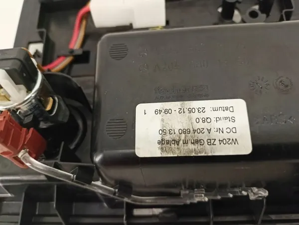 Cendrier Mercedes Classe C 204 OEM 2046801350 image 8