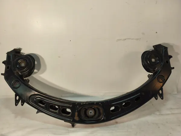 Viga do eixo traseiro OEM A1693500500 Mercedes image 6
