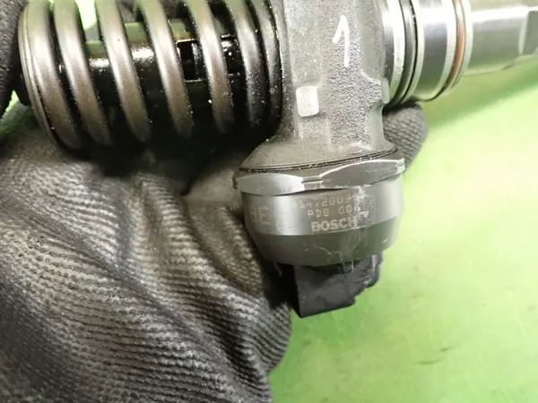 OEM 038130073AJ spolarpump för VW Passat B5 FL image 7