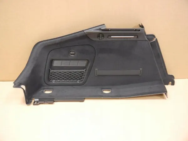 Audi A5 8W Tavaratilan Sivupaneeli OEM 8W8863879F image 2