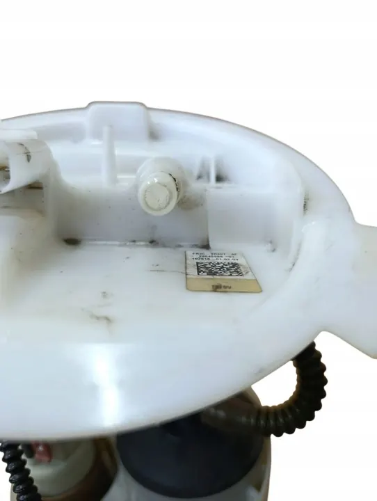 Bomba de combustible Ford Mustang VI 2016 OEM FR3C9H307AF image 4