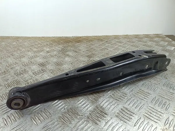 2025 Subaru Forester SK Braccio di Controllo Posteriore image 3