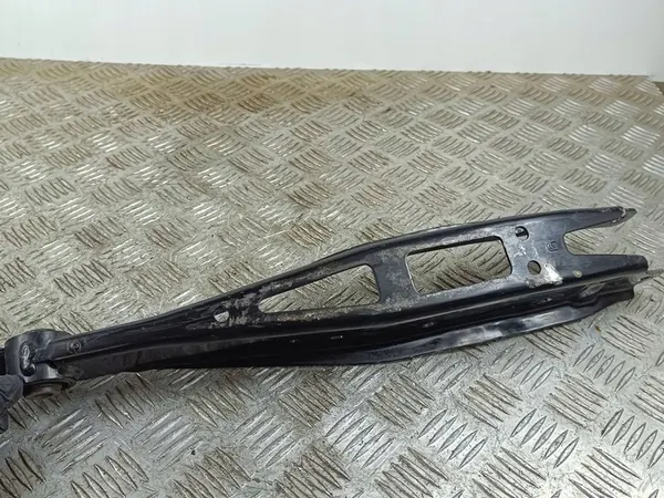 2025 Subaru Forester SK Braccio di Controllo Posteriore image 4