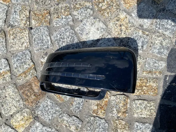 Mercedes 212 E-luokan oikea peilikansi OEM 2129067501 image 3