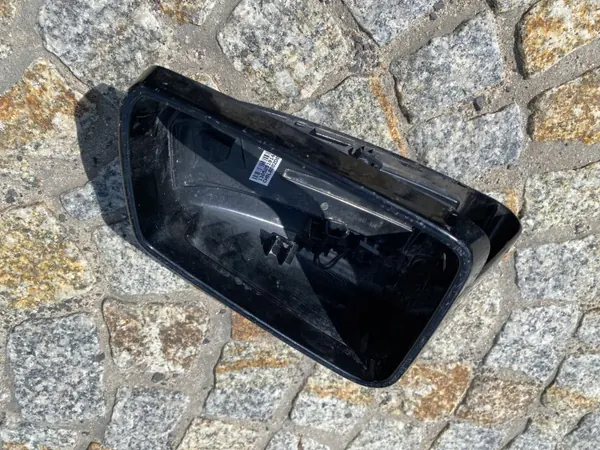 Mercedes 212 E-luokan oikea peilikansi OEM 2129067501 image 8