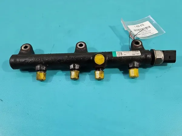 Rampe d'injection Capteur Kia Carnival II 05-14 31500-4X400 image 2