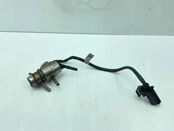 Käytetty Audi AdBlue-suutin OEM 0444025054 image 2