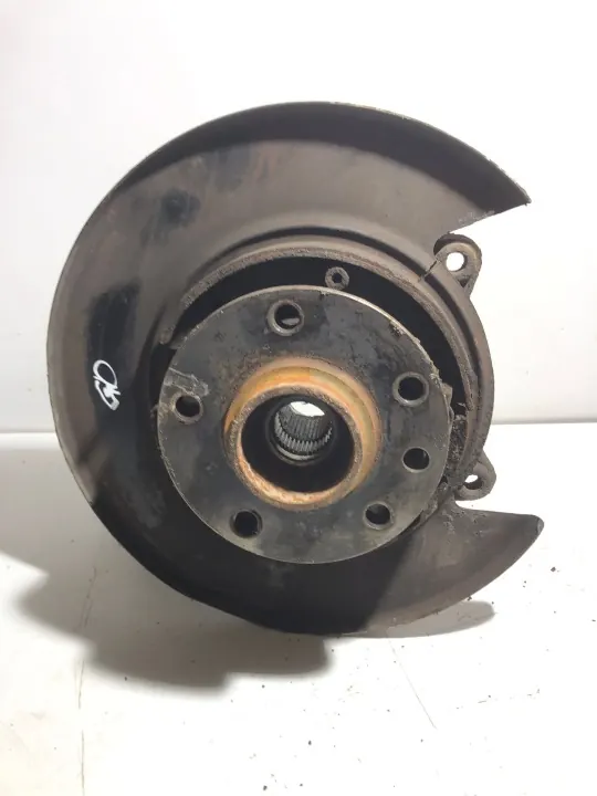 Taka pyörännavan OEM 7L6505435A vasen puoli image 4
