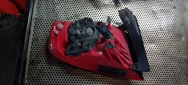 Luz trasera derecha Audi A4/S4 (B8) 11.07-10.11 image 4