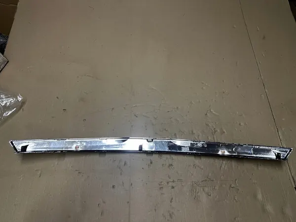 Griglia Anteriore Cromata Dacia Lodgy OEM 623824490R image 4