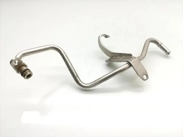 VW Golf Mangueira de óleo do turbo 1.4 TSI 160 HP OEM 03C121469D image 3