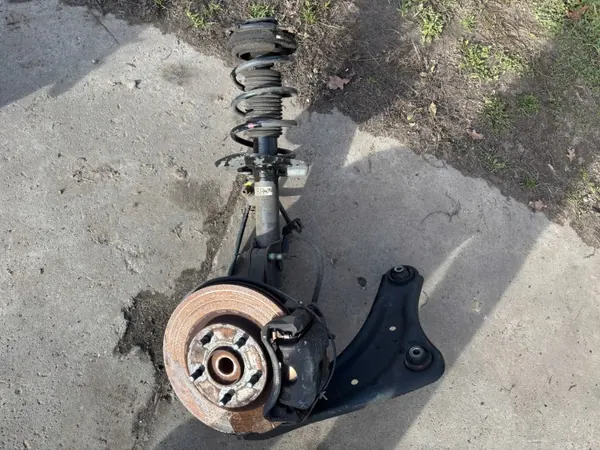 NISSAN PULSAR 1.2 Suspensión Delantera Derecha OEM image 2