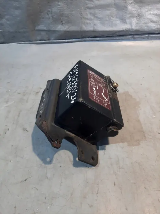Pompe de levage cabine Renault OE OEM 5010615920 image 3