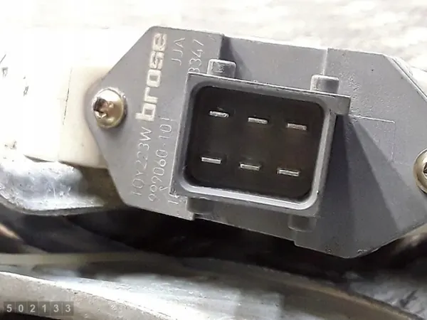 Régulateur de vitre Toyota Avensis OEM 992045100 image 4