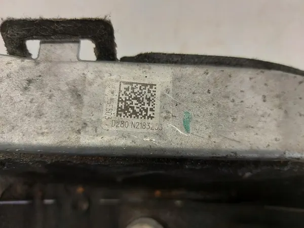 BMW ilmastointikompressorin kiinnike OEM 5A205E8 - Käytetty image 5