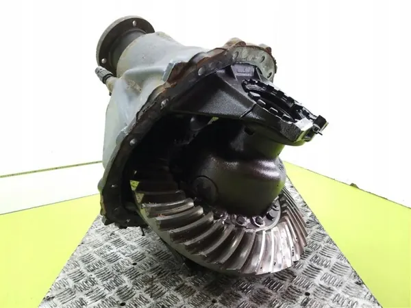 Differential Carrier Mercedes Actros MP4 A9603510005 image 2