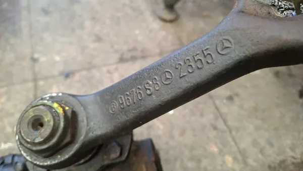 Mercedes W123 Stuurkolom OEM - Gebruikte staat image 9