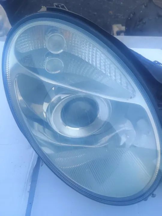 Rechter Xenon Koplamp Mercedes-Benz E W211 2004 image 2