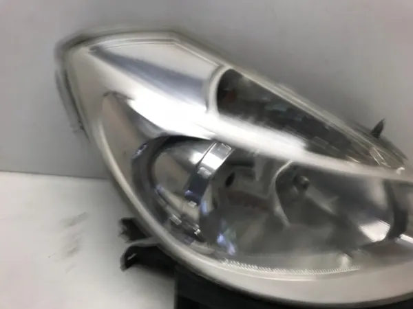 FARO DIREITO RENAULT CLIO III 7701061069 image 2