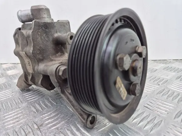 BMW X5 E70 Servopumpe 679645203 image 4