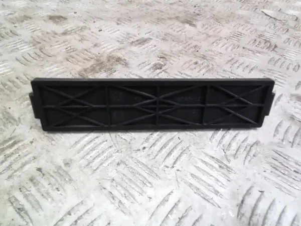 MG ZS Innenraumfilter-Abdeckung OEM FRE50138 - Gebraucht image 2