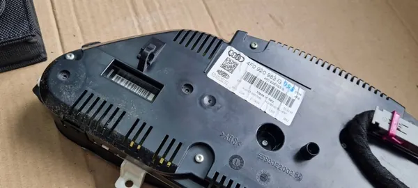 Cuadro de Instrumentos Audi OE 4F0920983G - Usado image 8