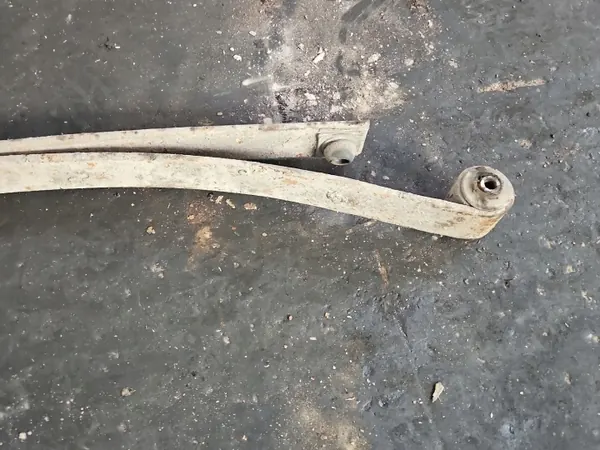 Ressort Arrière VW Caddy II OEM IMPRK1565658 image 3