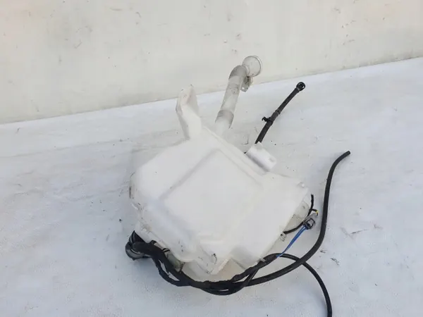 Réservoir lave-glace avant Mitsubishi ASX 10-12 OEM image 7