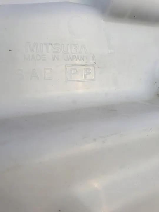Réservoir lave-glace avant Mitsubishi ASX 10-12 OEM image 9