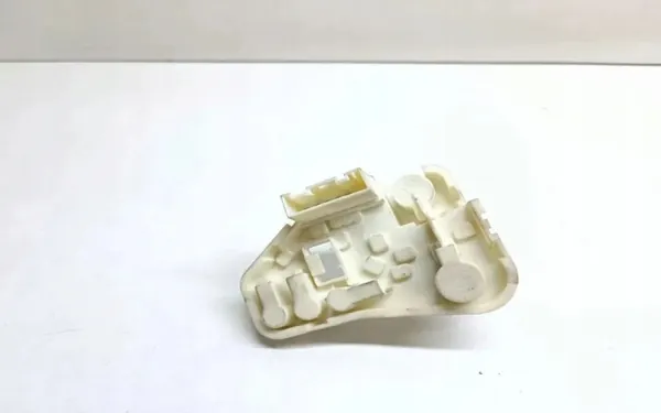BMW 3 E90 baklyktkontakt OEM 7211214 image 3
