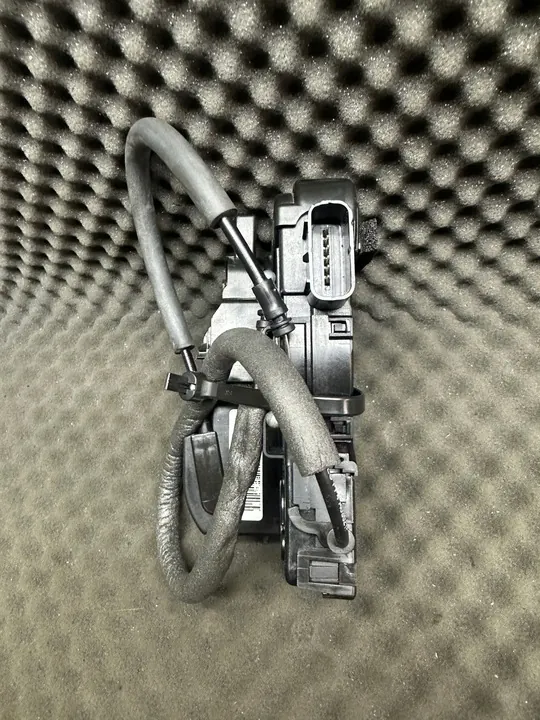 Dörrlås Fram Höger Kia Sportage III image 3